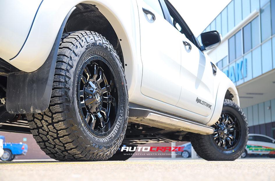 FORD-RANGER-SLEDGE-GLOSS-BLACK-MILLED-ACCENTS